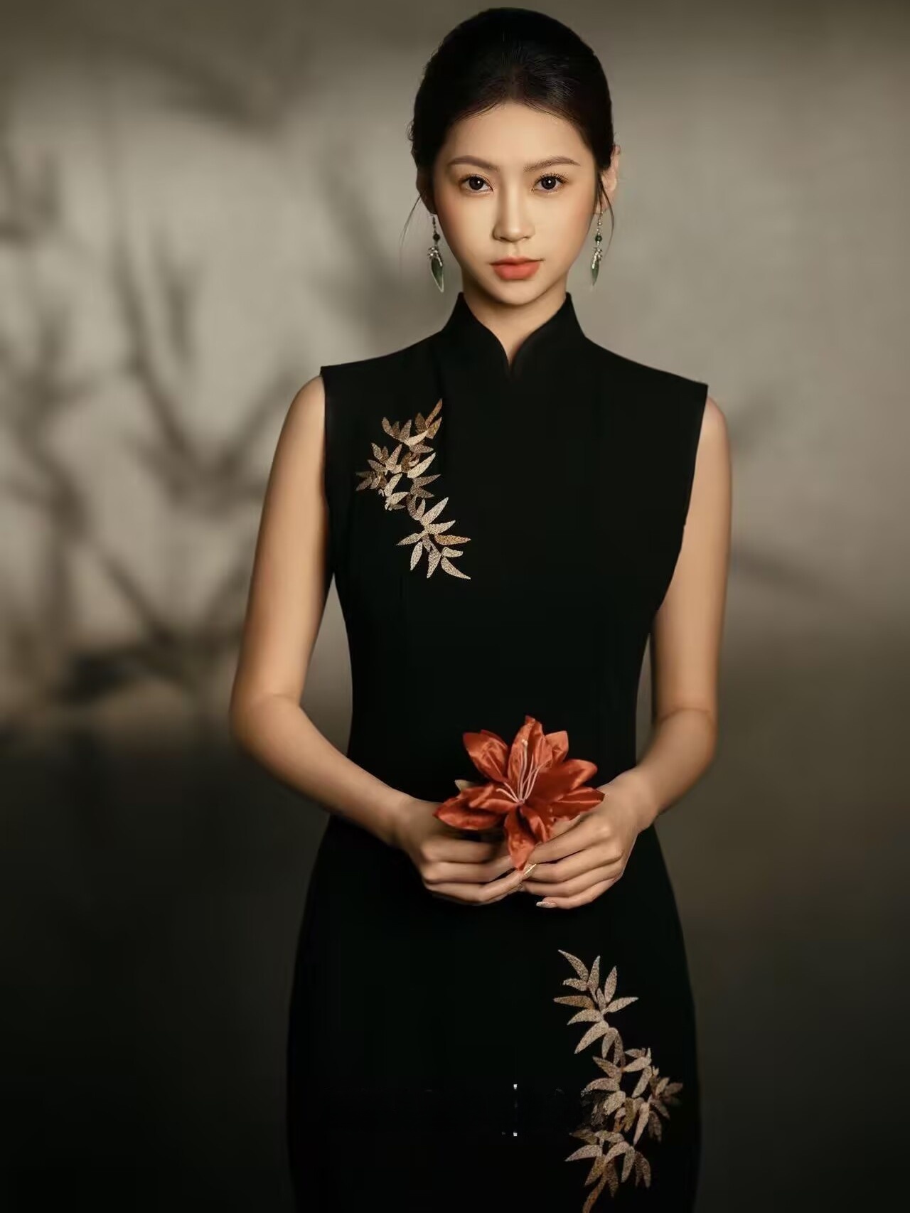 استوديو تصوير بورتريه أسود بأس - مراجعة Portrait Photography With Lighting وسعره