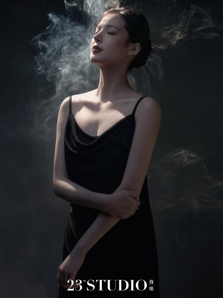 ملابس تصوير فوتوغرافي جديدة لع - مراجعة Portrait Photography With Lighting وسعره